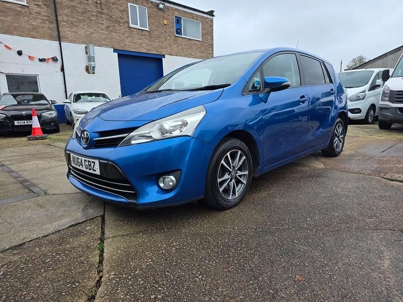 Used Toyota Verso 110 HP (80 kW) 2014 Blue MPV