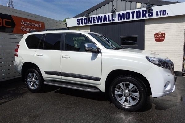 White Used 2014 Toyota Land Cruiser SUV | £22,695 (Expensive) - Image 1/1