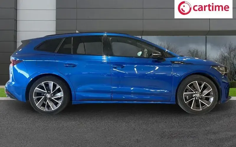 Used Skoda Enyaq iV SportLine 194 kW (265 HP) 2022 Blue SUV