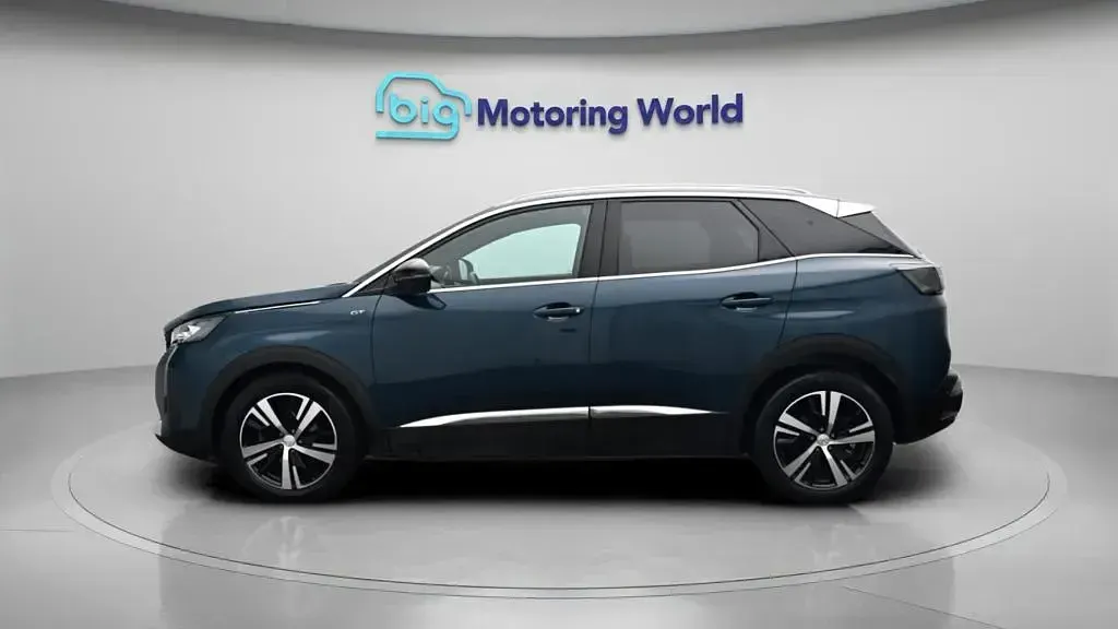 Used Peugeot 3008 GT 130 HP (95 kW) 2024 Blue SUV