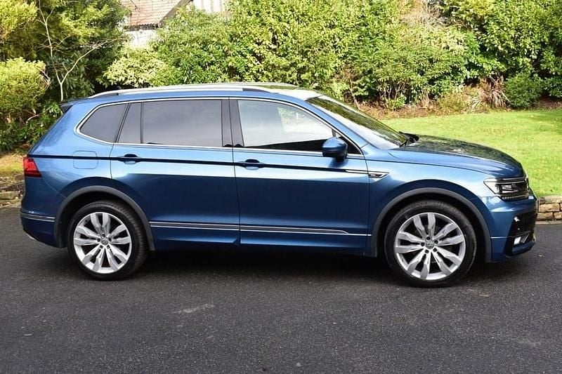 Used VW Tiguan Allspace R-line 150 HP (110 kW) 2019 Blue SUV