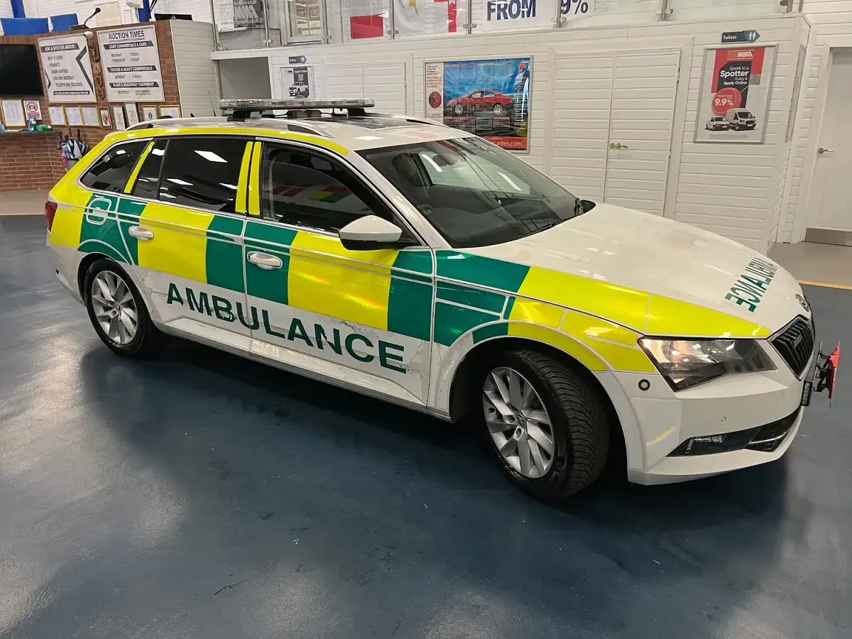 Used Skoda Superb SE 150 HP (110 kW) 2019 White Estate