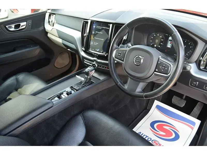 Used Volvo XC60 2019 Red SUV