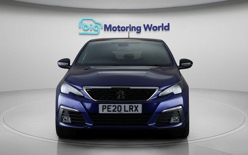 Used Peugeot 308 GT-line 131 HP (96 kW) 2020 Blue Hatchback