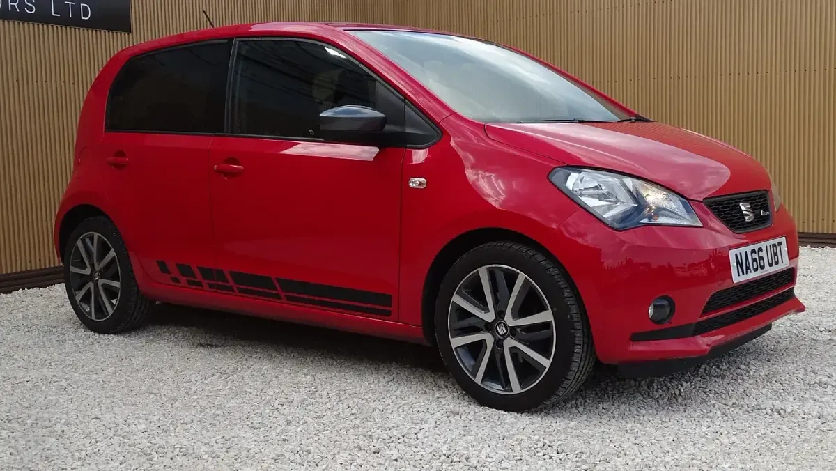Used Seat Mii FR-Line 75 HP (55 kW) 2016 Red Hatchback