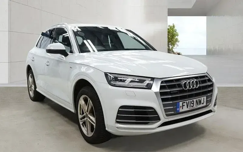 Used Audi Q5 S-Line 190 HP (139 kW) 2019 SUV