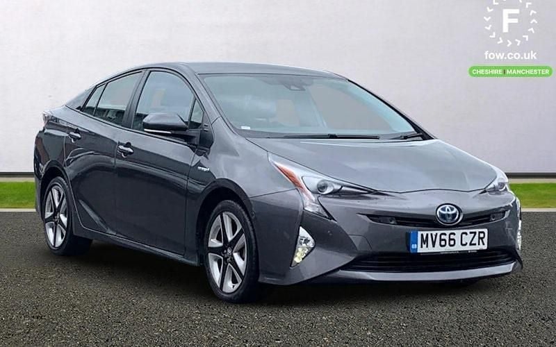 Used 2018 Toyota Prius Hatchback | £13,199 (Fair price) - Image 1/4