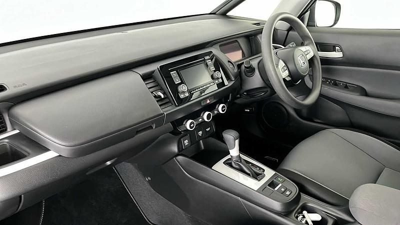 Used Honda Jazz Hybrid 109 HP (80 kW) 2023 Solid crystal black Hatchback