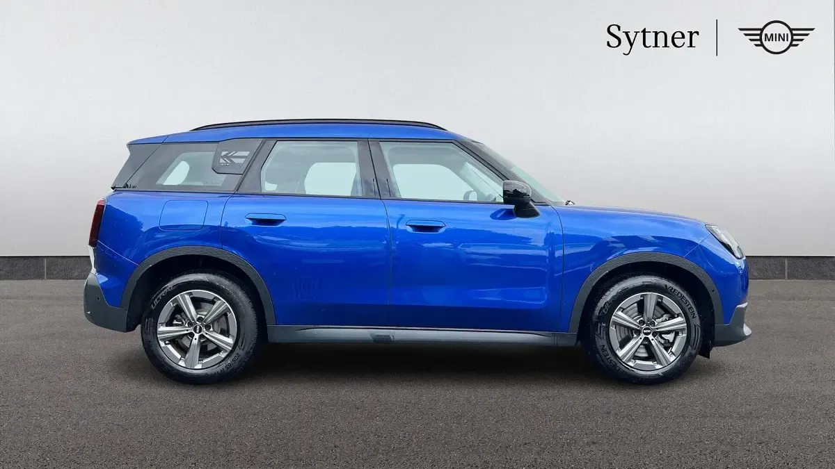Used Mini Countryman 215 HP (158 kW) 2024 Blue SUV