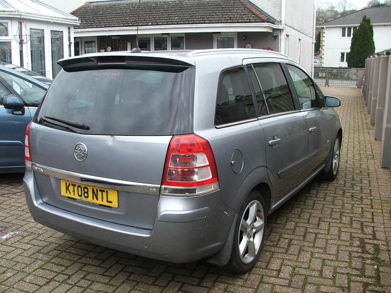 Used Vauxhall Zafira SRi 120 HP (88 kW) 2008 Silver MPV