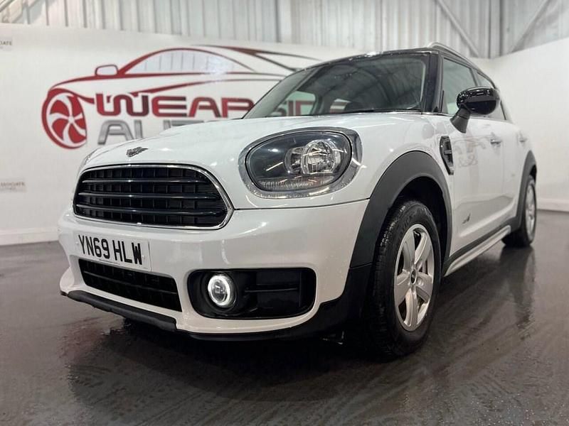 Used Mini Cooper D Classic 150 HP (110 kW) 2019 White Hatchback