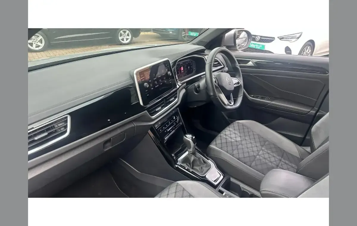Used VW T-Roc R-line 150 HP (110 kW) 2022 Other SUV