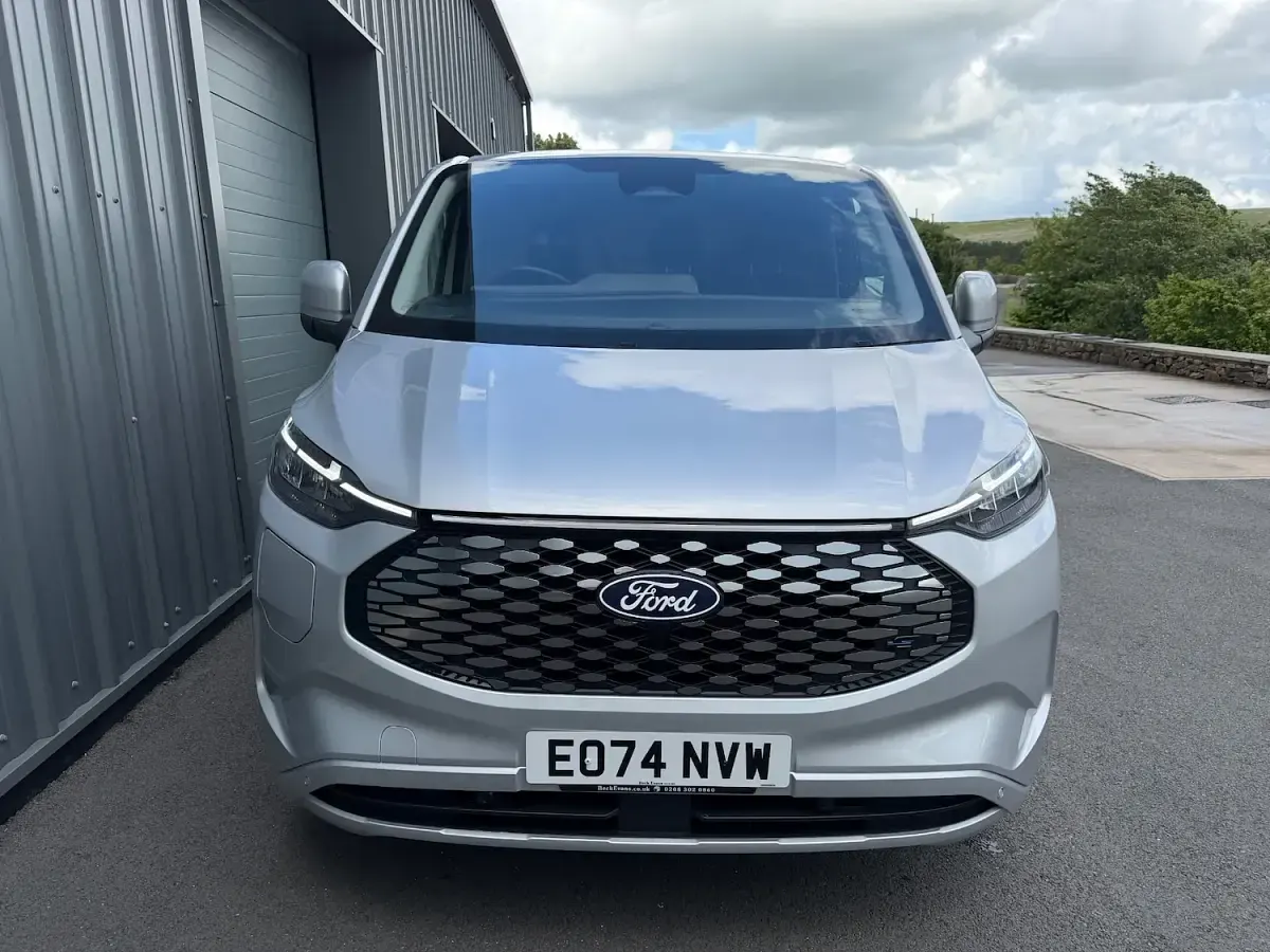 Used Ford Transit Limited 100 kW (136 HP) 2024 Silver Van
