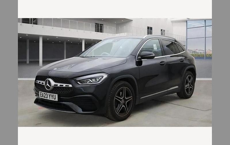 Used Mercedes GLA200 Executive 161 HP (118 kW) 2023 Black SUV