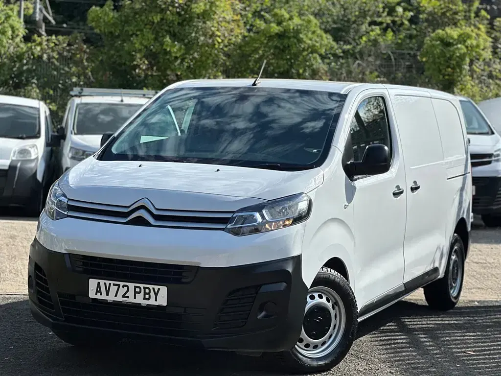 Used Citroën Dispatch 2022 White MPV