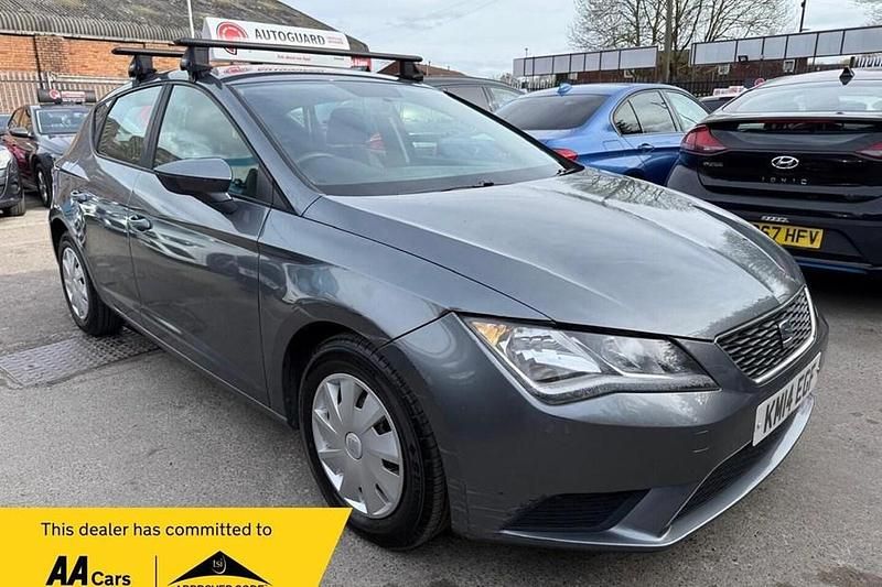 Begagnad Seat Leon 105 HK (77 kW) 2014 Grå Halvkombi