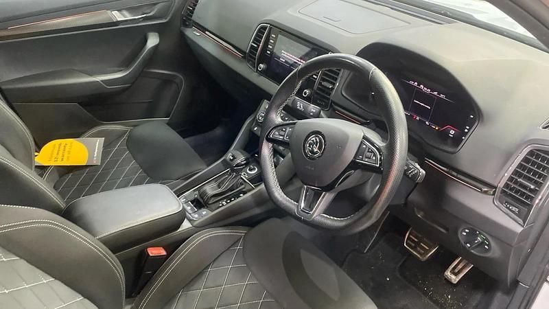 Used Skoda Karoq SportLine 150 HP (110 kW) 2020 White SUV