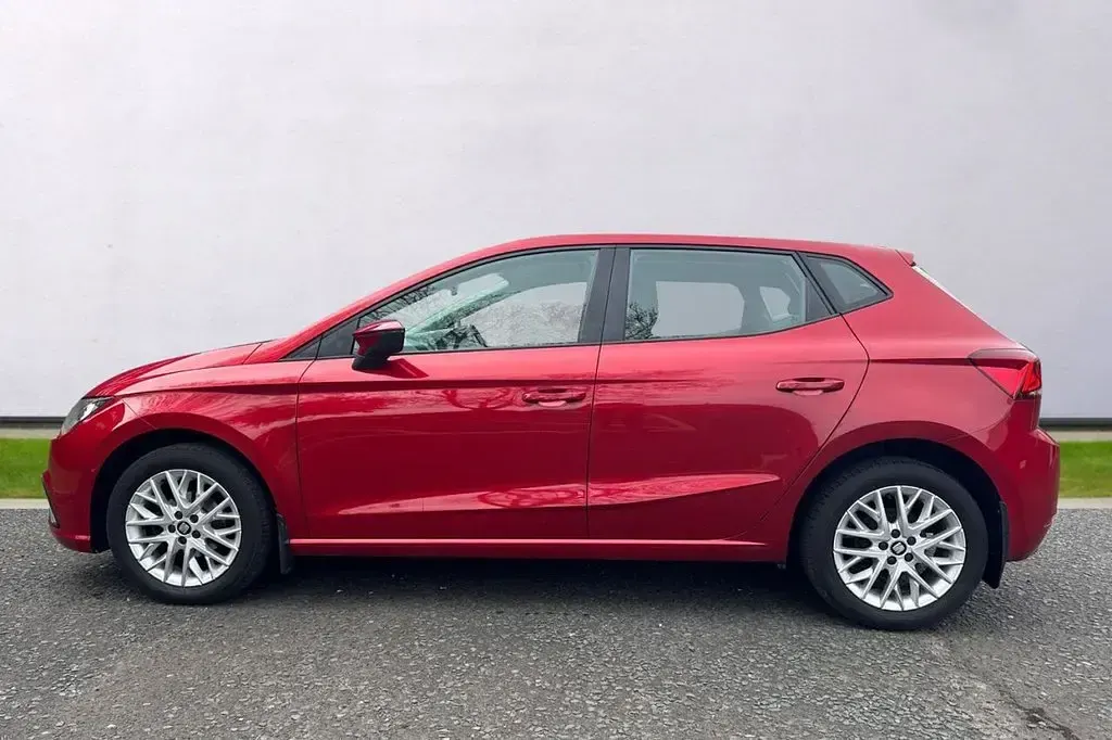 Used Seat Ibiza SE Technology 80 HP (58 kW) 2019 Red Hatchback