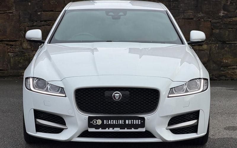 Used Jaguar XF R-Sport 179 HP (131 kW) 2020 Sedan