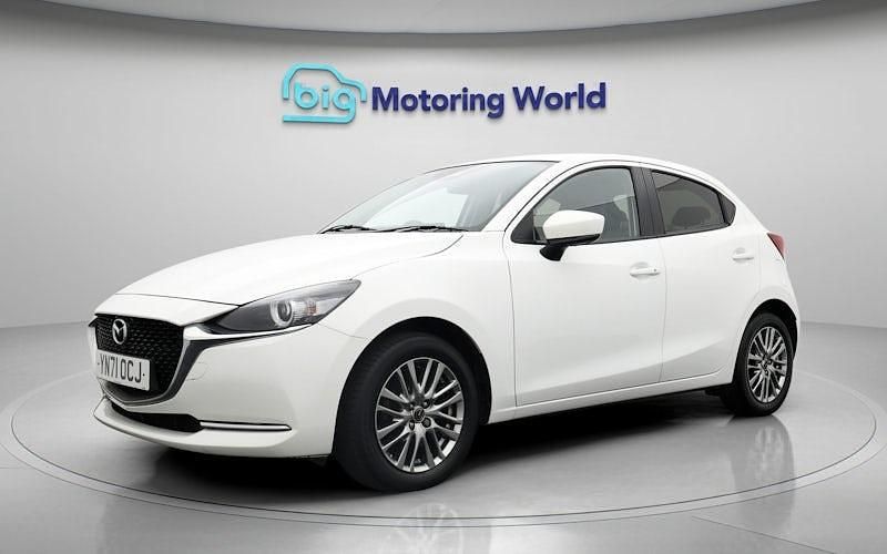 Used Mazda 2 Inclusive 90 HP (66 kW) 2021 White Hatchback
