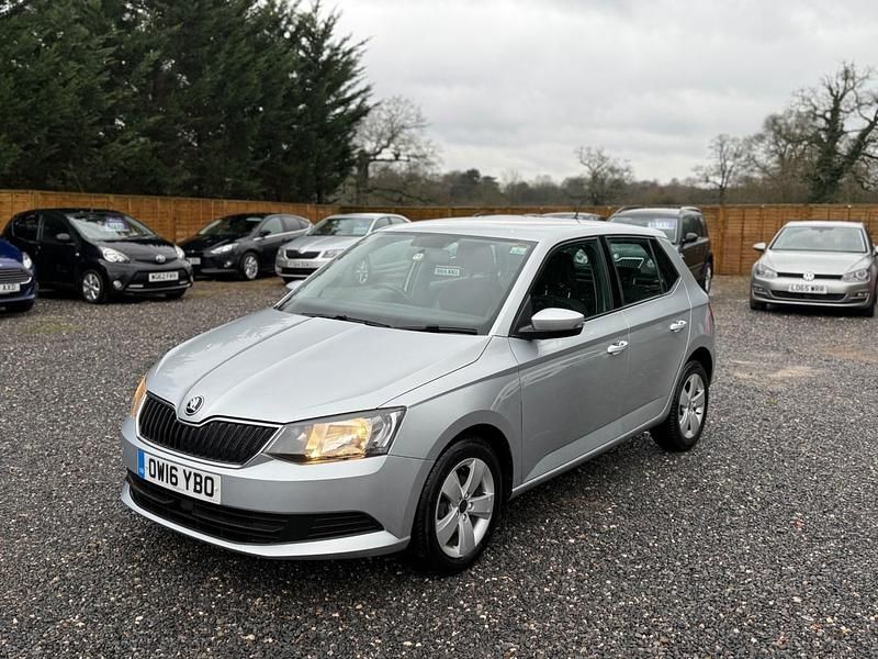 Silver Used 2016 Skoda Fabia SE Hatchback | £4,695 (A bit pricey) - Image 1/4