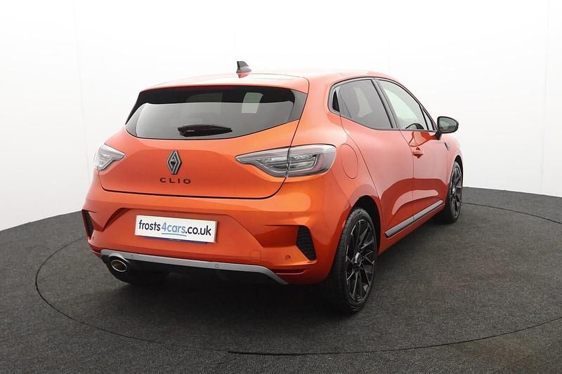 Used Renault Clio V Esprit Alpine 90 HP (66 kW) 2024 Orange Hatchback