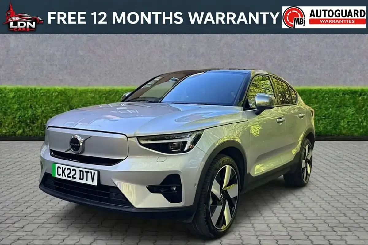 Usado Volvo C40 Pro 300 kW (408 HP) 2022 Prateado SUV