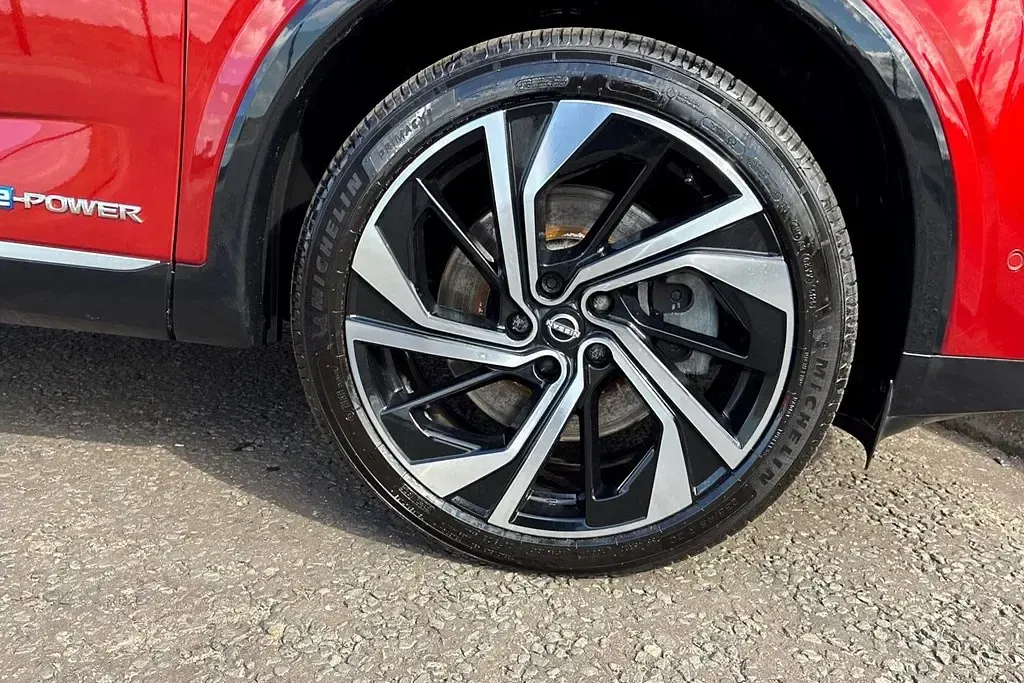 Used Nissan Qashqai Tekna+ 187 HP (137 kW) 2025 SUV