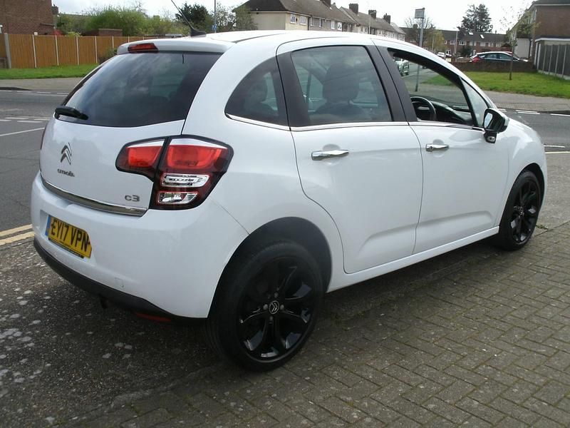 Usado Citroën C3 Platinum 110 HP (80 kW) 2017 Branco Citadino