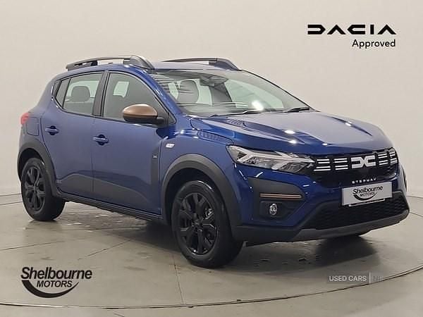 New 2025 Dacia Sandero Extreme Hatchback | £16,425 (Good price) - Image 1/4