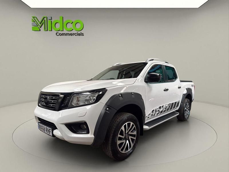 Używany Nissan Navara Tekna 2018 Biały Pickup