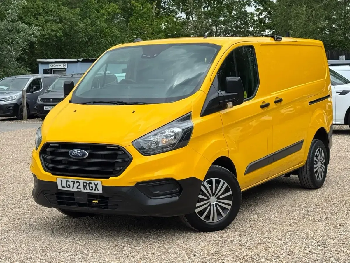 Used Ford Transit Custom S 130 HP (95 kW) 2022 Yellow Van