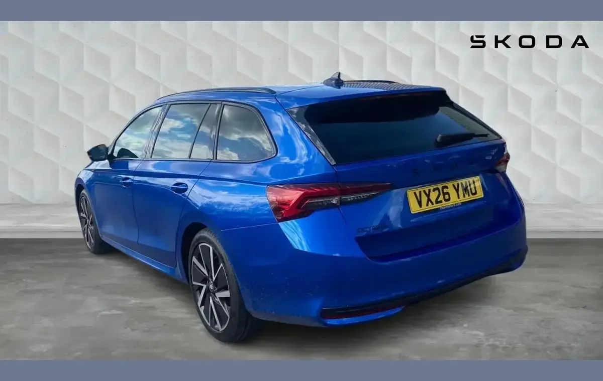 Usado Skoda Octavia SportLine 147 CV (108 kW) 2026 Azul Familiar