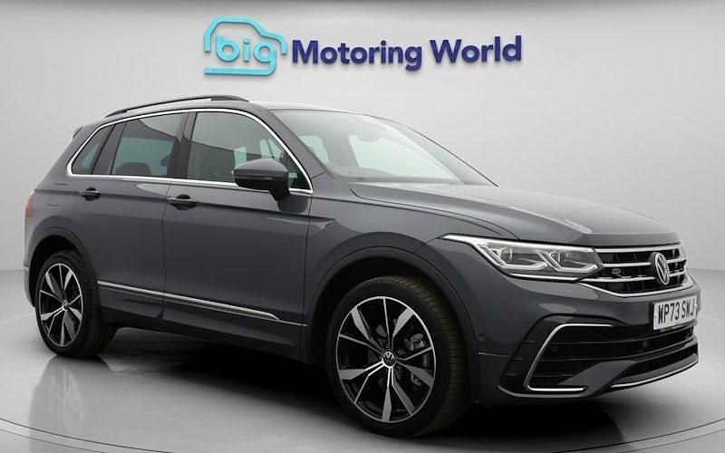 Used 2024 VW Tiguan R-line SUV | £28,500 (Fair price) - Image 1/4