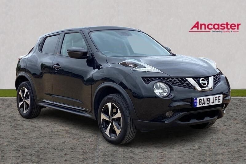 Black Used 2019 Nissan Juke SUV | £10,275 (Fair price) - Image 1/4