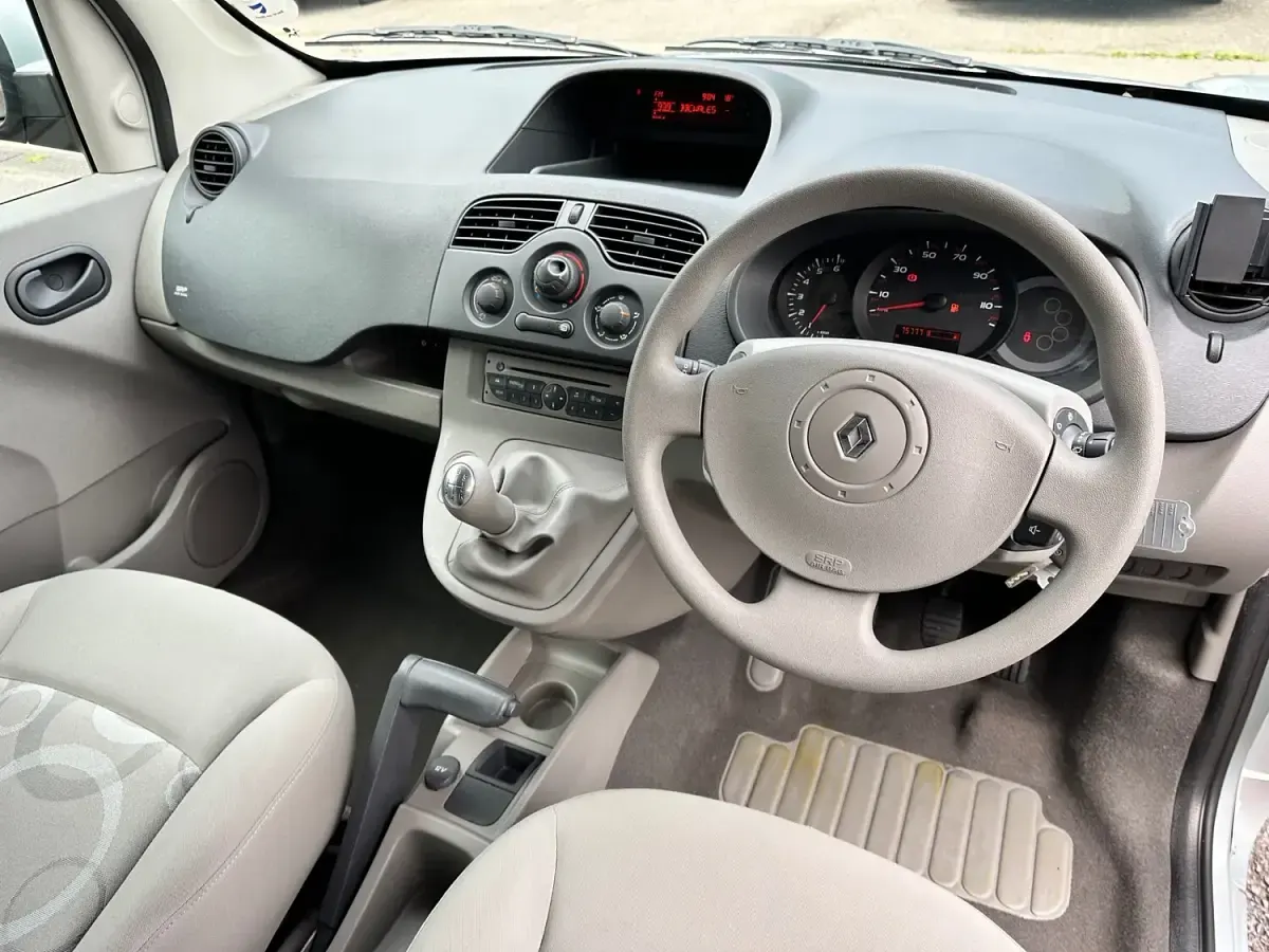 Used Renault Kangoo Expression 2009 Grey MPV