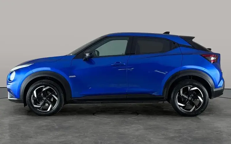 Used Nissan Juke N-Connecta 114 HP (83 kW) 2023 Blue SUV