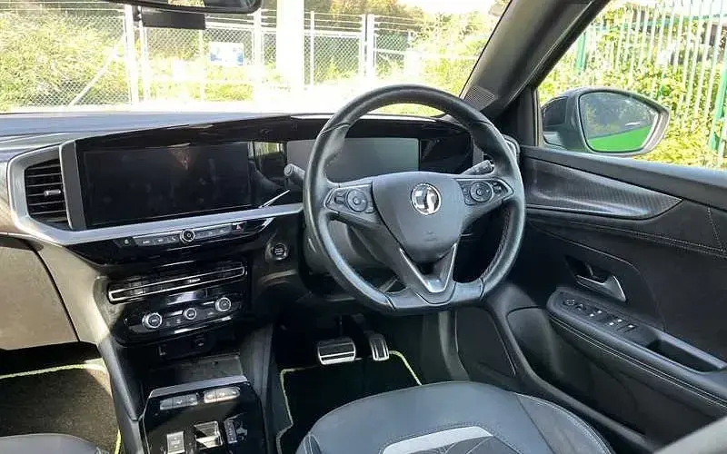 Used Vauxhall Mokka Ultimate 100 kW (136 HP) 2023 Green SUV
