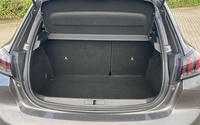 Used Peugeot 208 Allure+ 131 HP (96 kW) 2023 Grey Hatchback