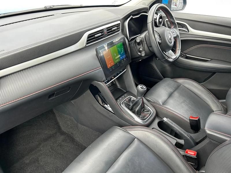 Used MG ZS Exclusive 106 HP (77 kW) 2023 Blue SUV