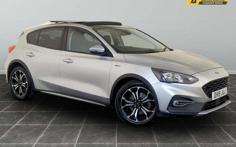 Used 2020 Ford Focus Active Hatchback | £12,495 (Fair price) - Image 1/2