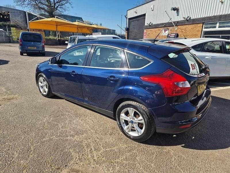 Used Ford Focus Zetec 2012 Blue Hatchback