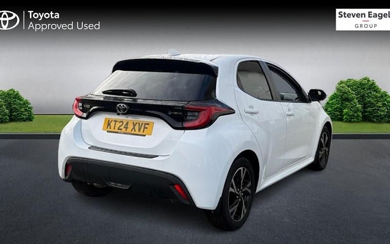 Used Toyota Yaris Hybrid Design 116 HP (85 kW) 2026 Hatchback