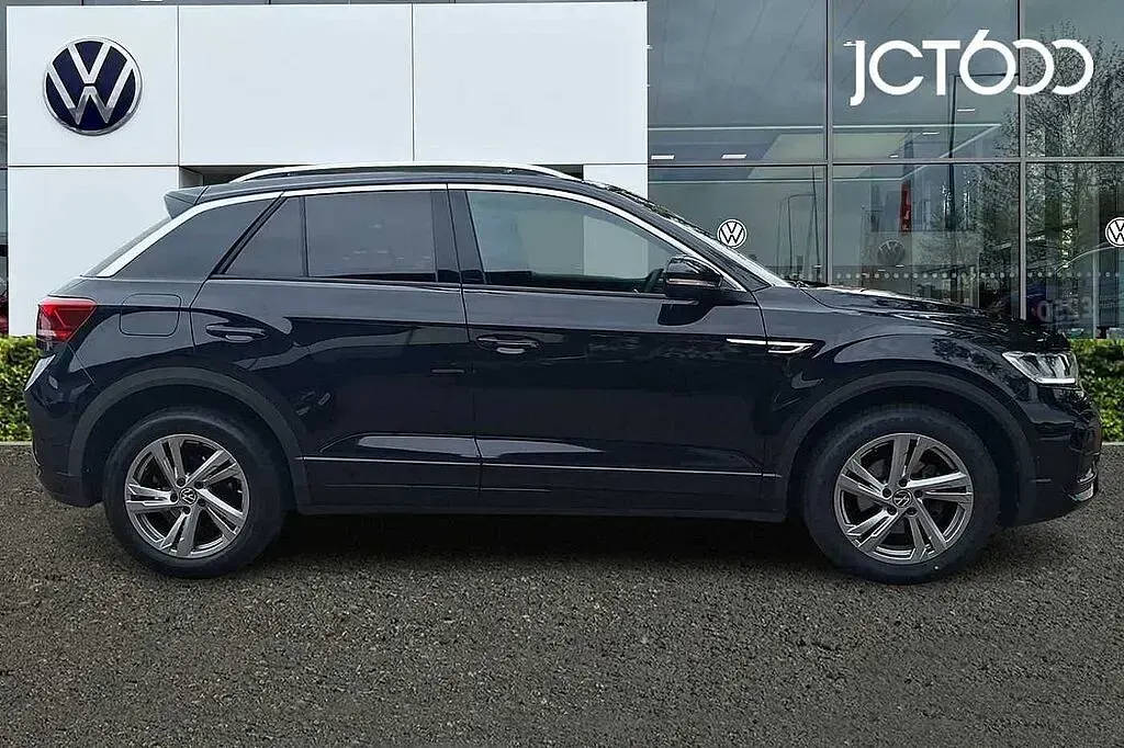 Used VW T-Roc R-line 150 HP (110 kW) 2022 Black SUV