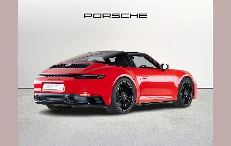 Used Porsche 911 472 HP (347 kW) 2023 Red Cabriolet