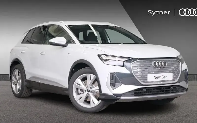 Usado Audi Q4 e-tron S-Line 150 kW (204 HP) 2026 SUV