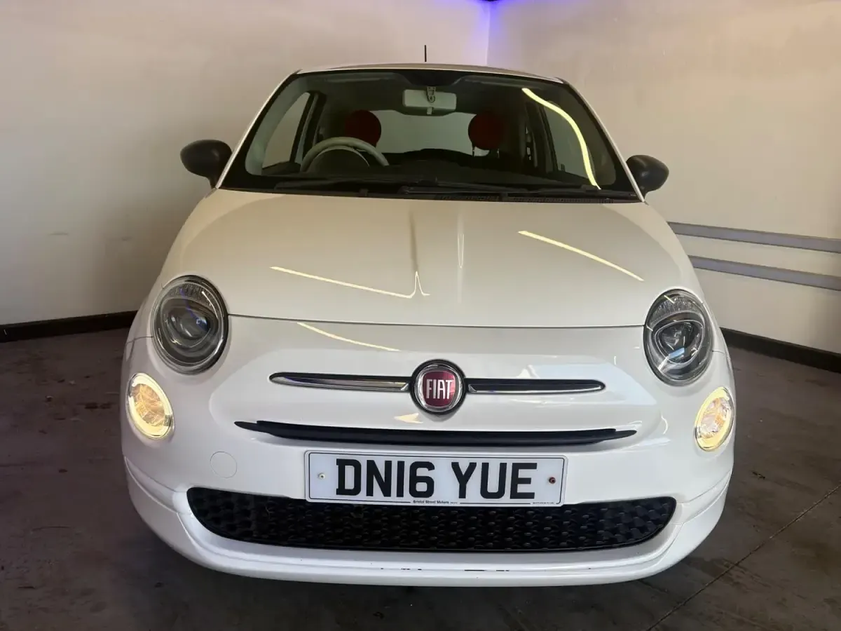 Used Fiat 500 Pop 69 HP (50 kW) 2016 White Hatchback
