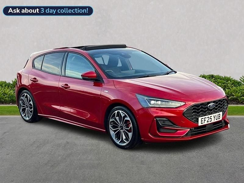 Used Ford Focus ST-Line X 125 HP (91 kW) 2025 Red Hatchback