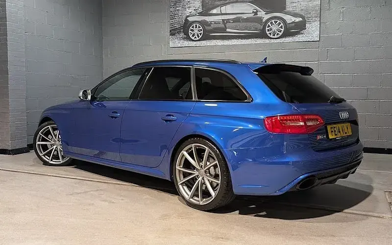 Used Audi RS4 Business 450 HP (330 kW) 2014 Blue Estate