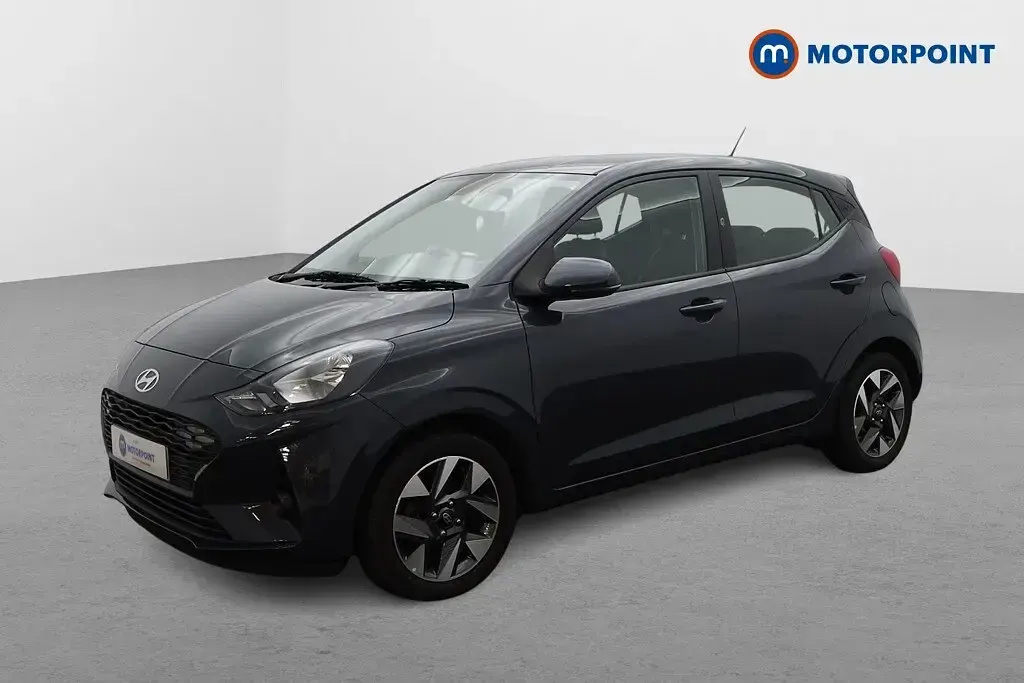 Used Hyundai i10 Advanced 67 HP (49 kW) 2024 Grey Hatchback